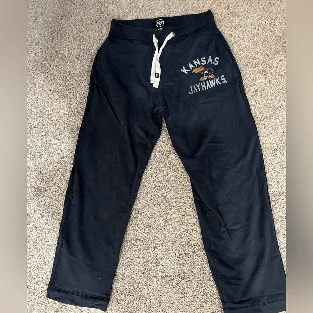 KANSAS means Large sweats